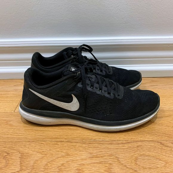 Nike Women's Flex 2016 Run | Size 7.5